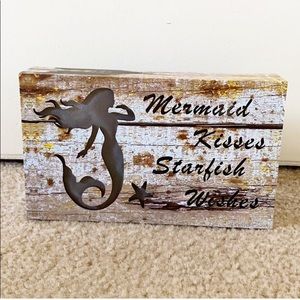 🧜‍♀️ beachy mermaid light box decor